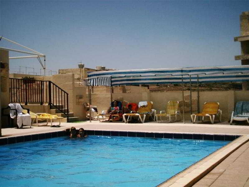 The Mediterranea Hotel & Suites Σεντ Πόλς Μπέι Ανέσεις φωτογραφία